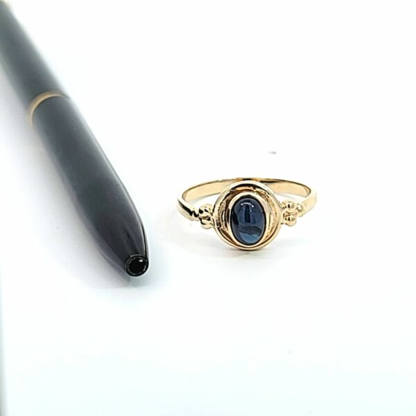 14 kt yellow gold Custom Sapphire Bezel Oval Mount