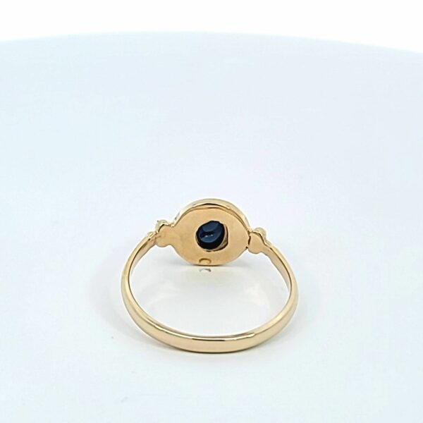 14 kt yellow gold Custom Sapphire Bezel Oval Mount