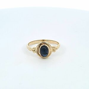 14 kt yellow gold Custom Sapphire Bezel Oval Mount