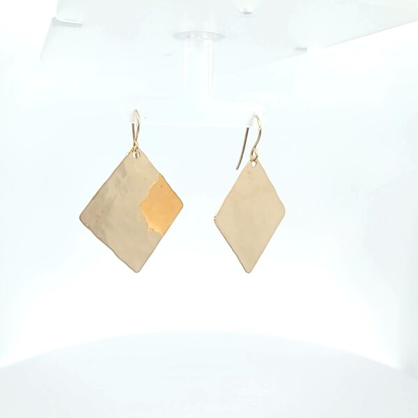 14 kt Yellow Gold Custom Square Hammer Earring